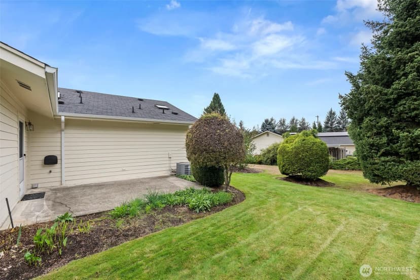 Property photo for 109 Longfellow Lane, Centralia photo 22