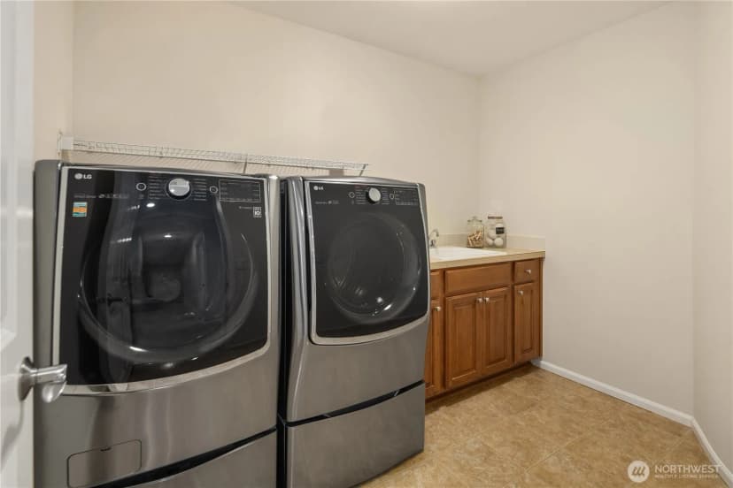 Property photo for 1565 24th Avenue Ne, Issaquah photo 29