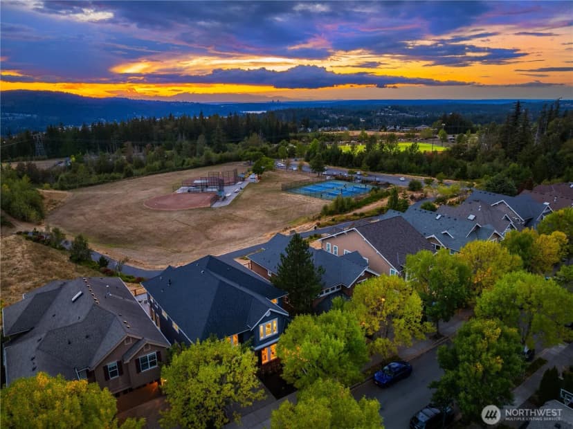 Property photo for 1565 24th Avenue Ne, Issaquah photo 37