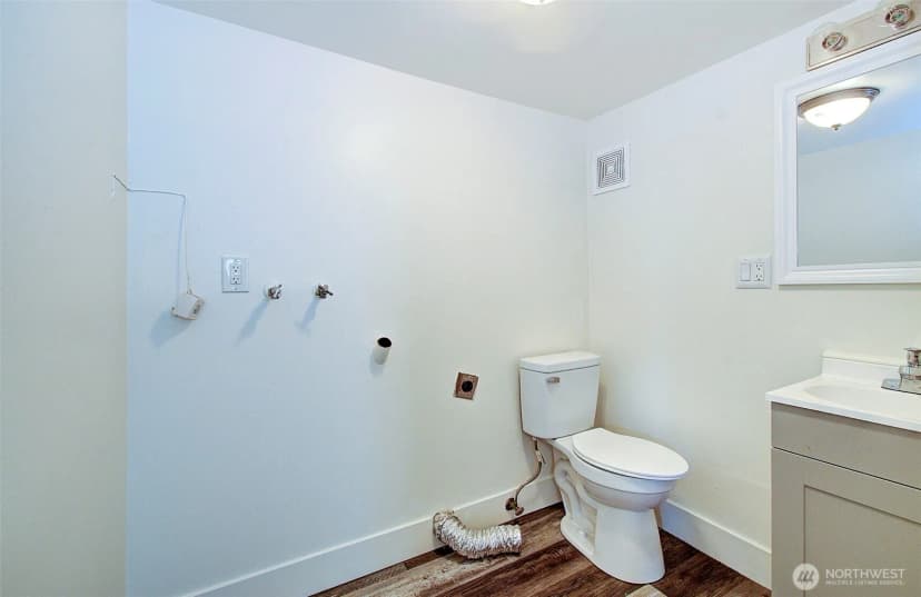 Property photo for 601 Cowlitz Way, Kelso photo 9