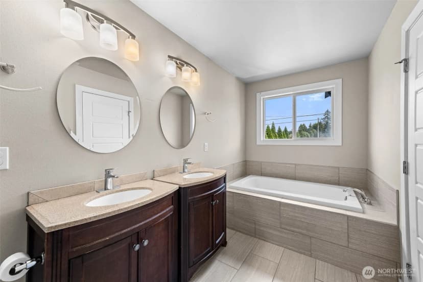 Property photo for 2310 Orchard Street W, Fircrest photo 17