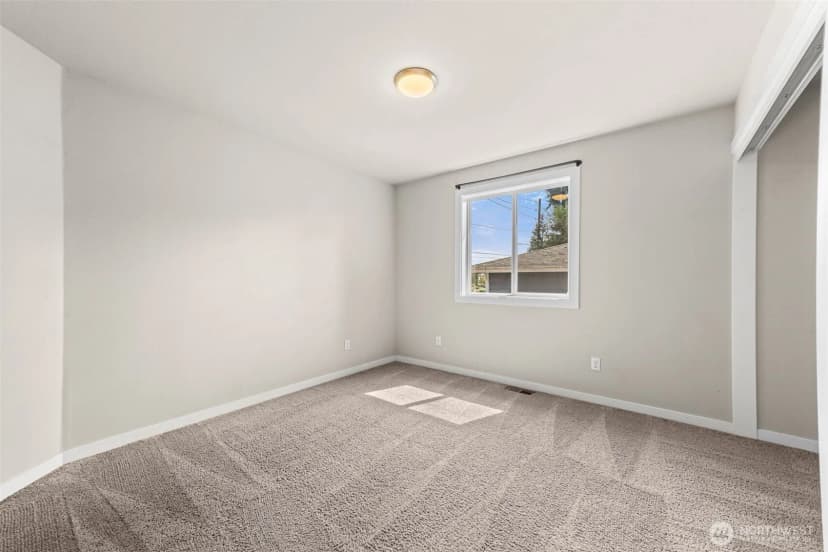 Property photo for 2310 Orchard Street W, Fircrest photo 19