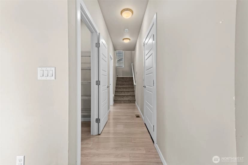 Property photo for 2310 Orchard Street W, Fircrest photo 9