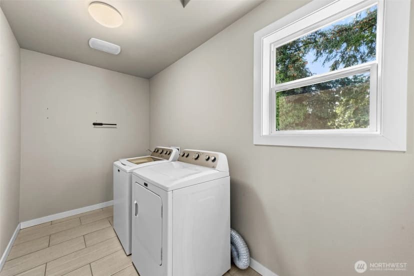 Property photo for 2310 Orchard Street W, Fircrest photo 12