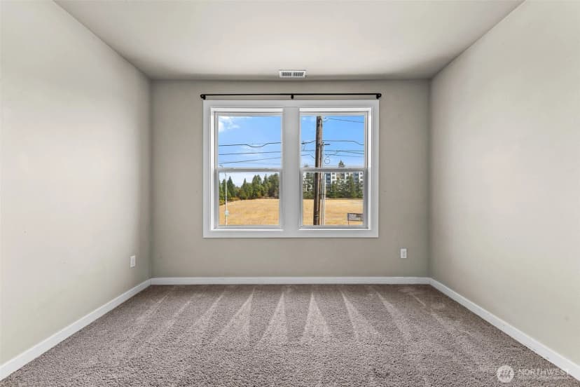 Property photo for 2310 Orchard Street W, Fircrest photo 22
