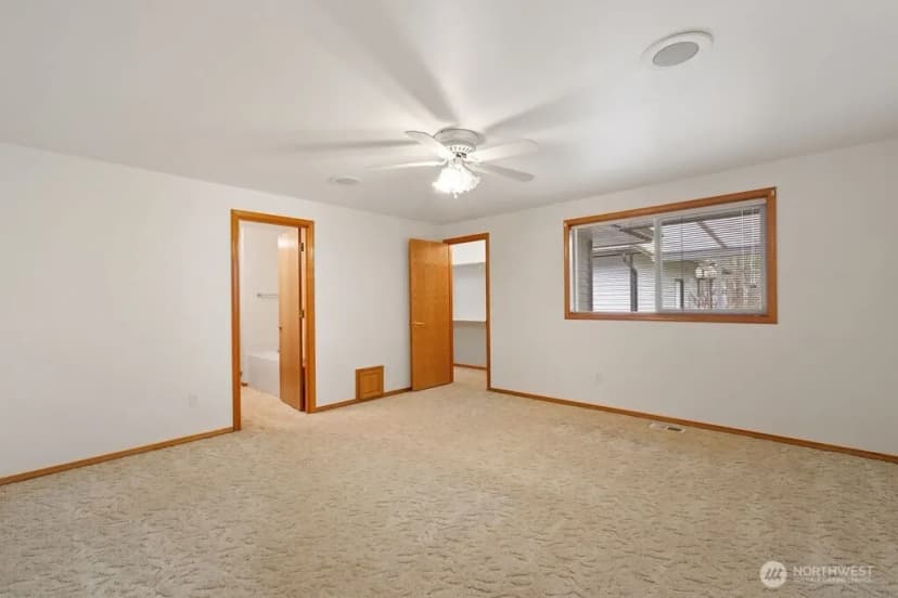 Property photo for 13822 Meridian Street, Lake Stevens photo 15