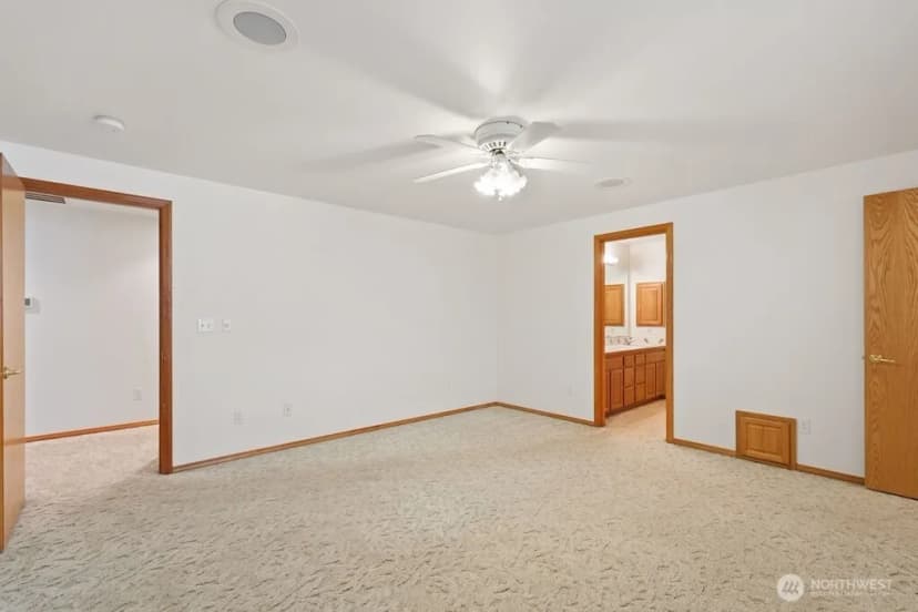 Property photo for 13822 Meridian Street, Lake Stevens photo 16