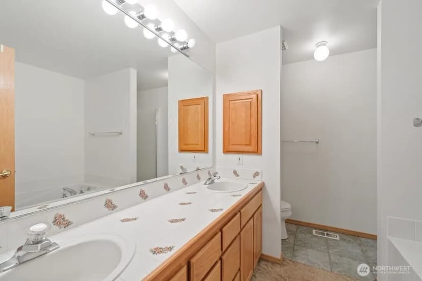 Property photo for 13822 Meridian Street, Lake Stevens photo 19