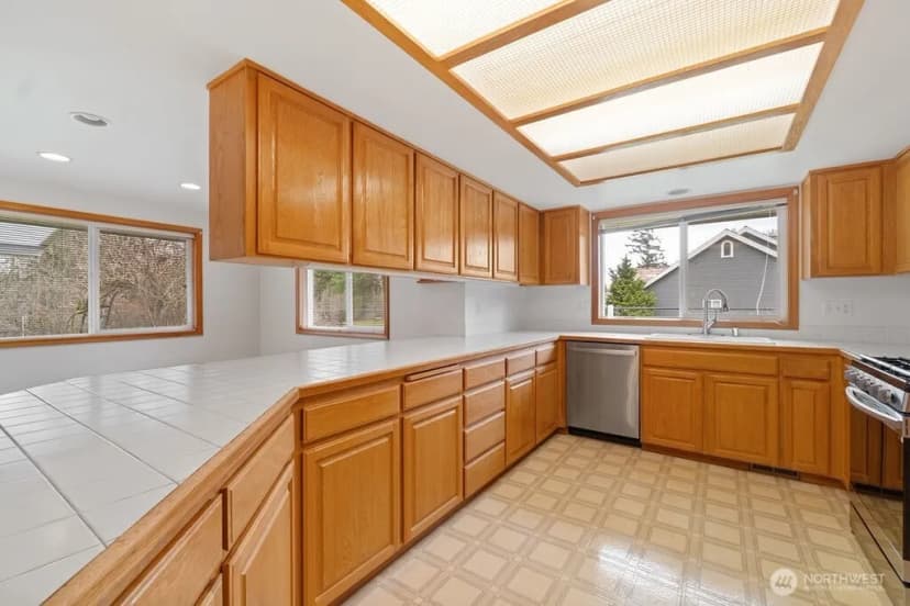 Property photo for 13822 Meridian Street, Lake Stevens photo 7