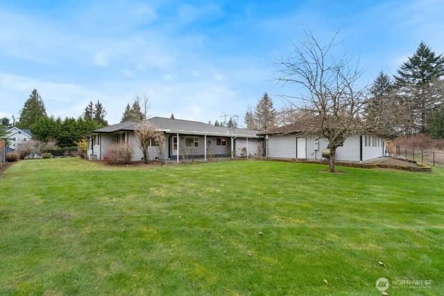 Property photo for 13822 Meridian Street, Lake Stevens photo 2