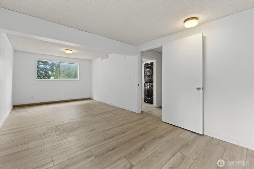 Property photo for 5819 172nd Place Sw, Lynnwood photo 24