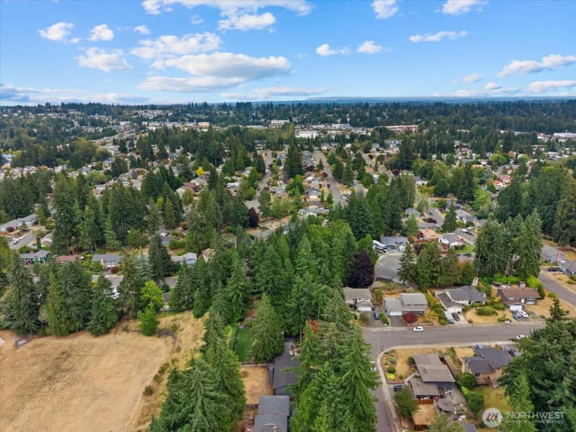 Property photo for 5819 172nd Place Sw, Lynnwood photo 32