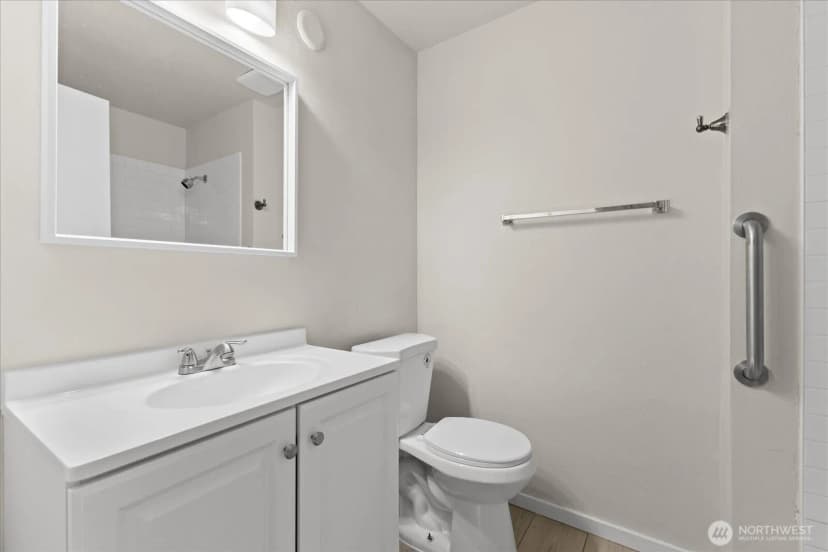 Property photo for 5819 172nd Place Sw, Lynnwood photo 15