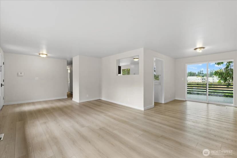 Property photo for 5819 172nd Place Sw, Lynnwood photo 6
