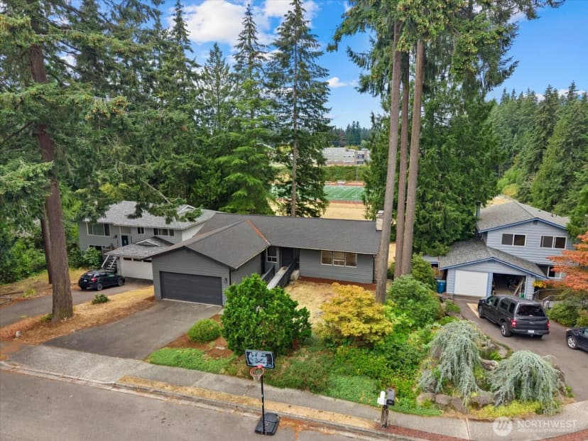 Property photo for 5819 172nd Place Sw, Lynnwood photo 29