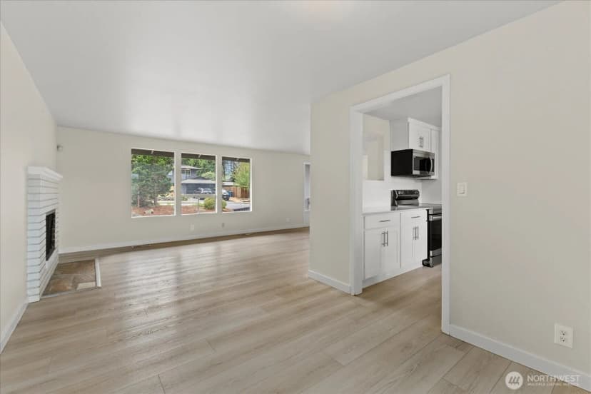 Property photo for 5819 172nd Place Sw, Lynnwood photo 9