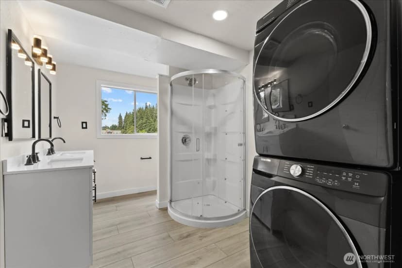 Property photo for 5819 172nd Place Sw, Lynnwood photo 22