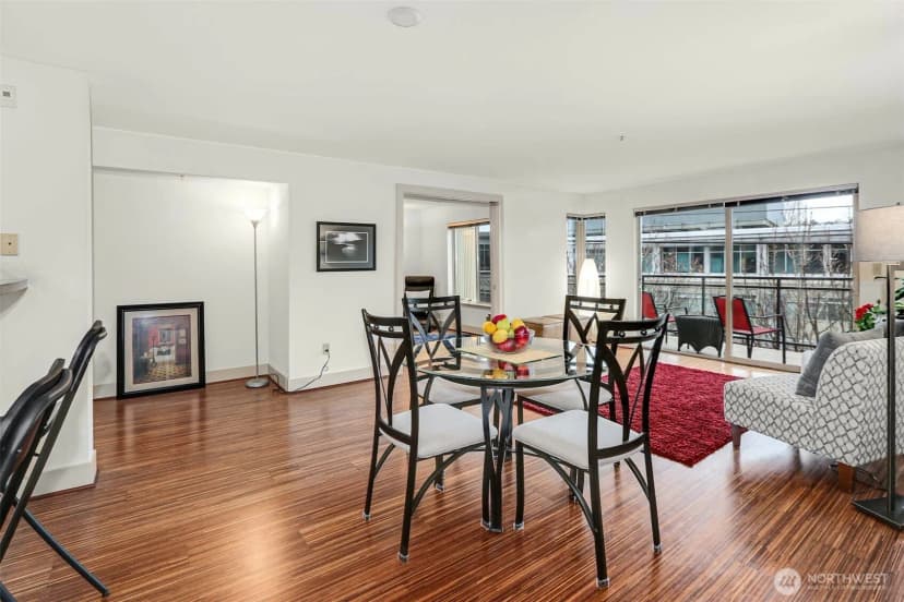 Property photo for 1550 Eastlake Avenue E #203, Seattle photo 21
