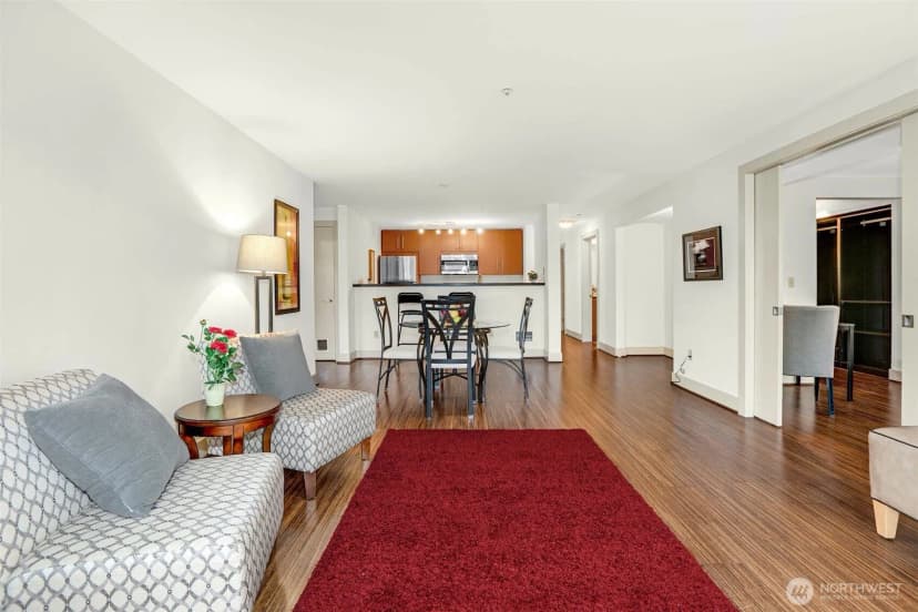Property photo for 1550 Eastlake Avenue E #203, Seattle photo 11