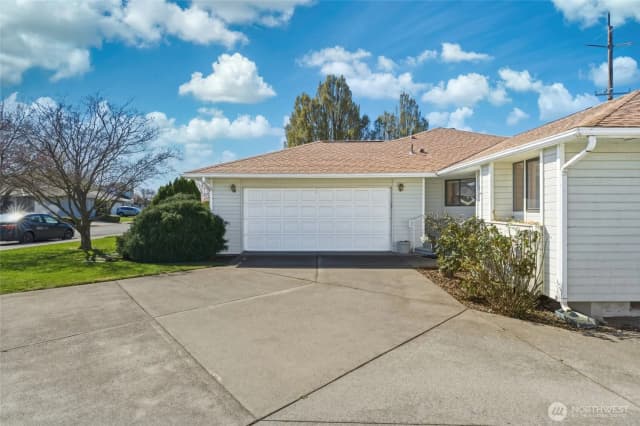 Property photo for 807 Se Sentry Drive, College Place