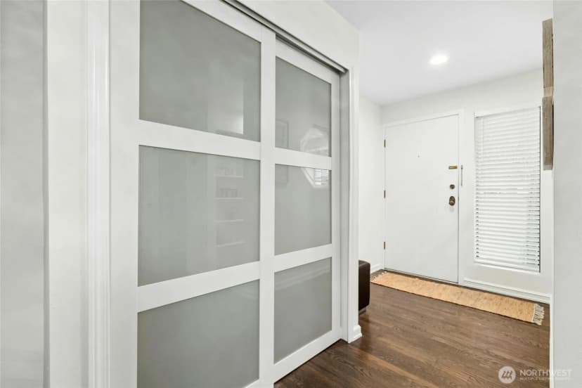 Property photo for 3927 108th Avenue Ne #a102, Bellevue photo 18