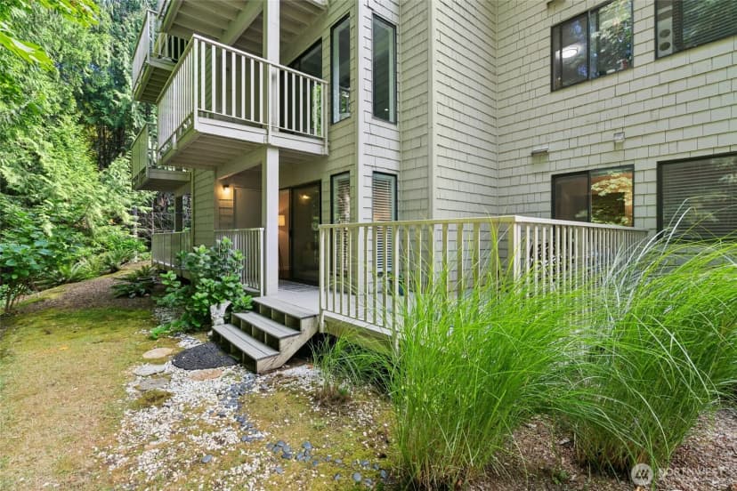 Property photo for 3927 108th Avenue Ne #a102, Bellevue photo 23
