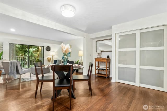 Property photo for 3927 108th Avenue Ne #a102, Bellevue photo 4