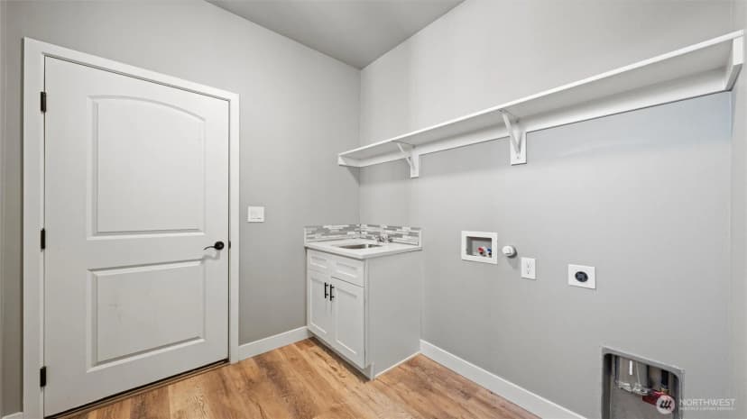 Property photo for 352 E Davis Street, Connell photo 13