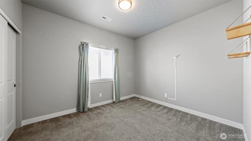 Property photo for 352 E Davis Street, Connell photo 19