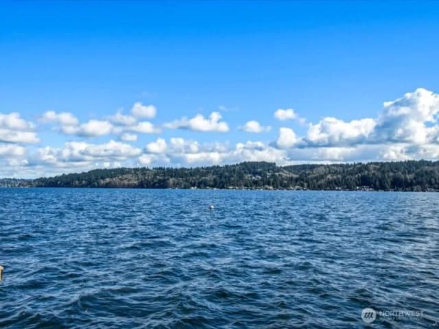 Property photo for 11262 Riviera Place Ne, Seattle