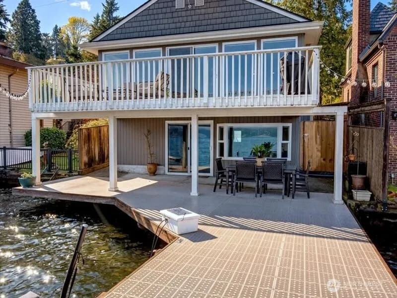 Property photo for 11262 Riviera Place Ne, Seattle photo 28