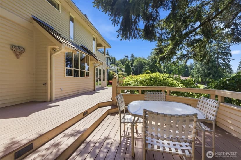 Property photo for 13713 209th Avenue Ne, Woodinville photo 16
