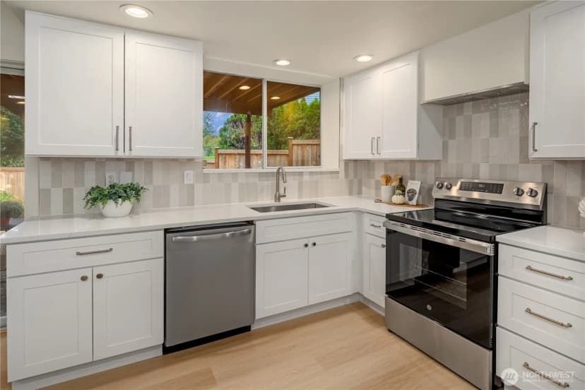 Property photo for 24422 Se 46th Court, Sammamish photo 19