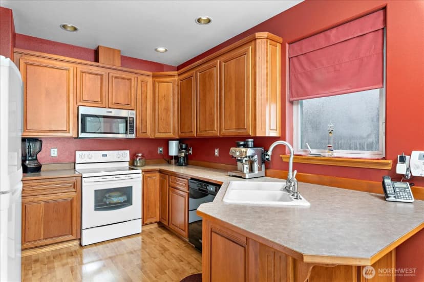 Property photo for 6131 152nd Avenue Ne, Lake Stevens photo 11