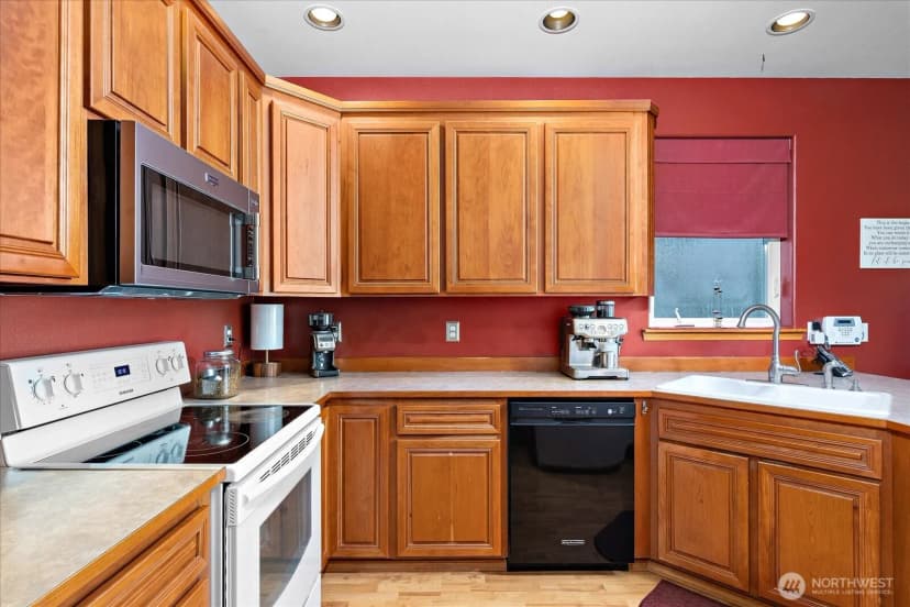 Property photo for 6131 152nd Avenue Ne, Lake Stevens photo 12