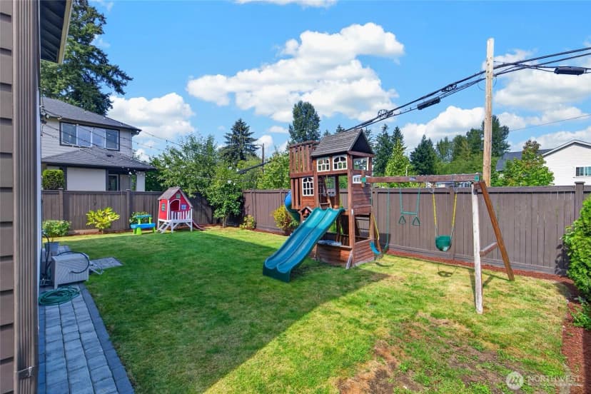 Property photo for 16913 37th Drive Se, Bothell photo 30