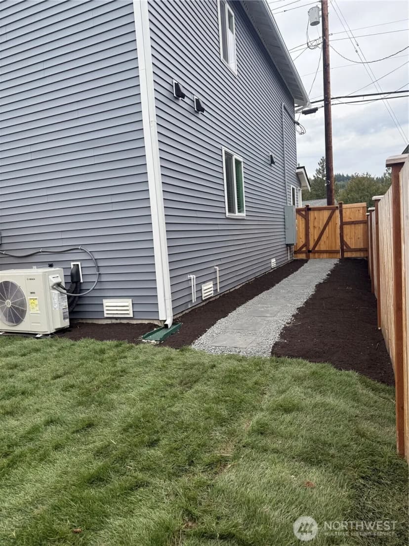 Property photo for 202 S Alder Avenue #a, Granite Falls photo 21