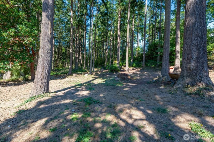Property photo for 2439 Loerland Lane, Oak Harbor photo 34