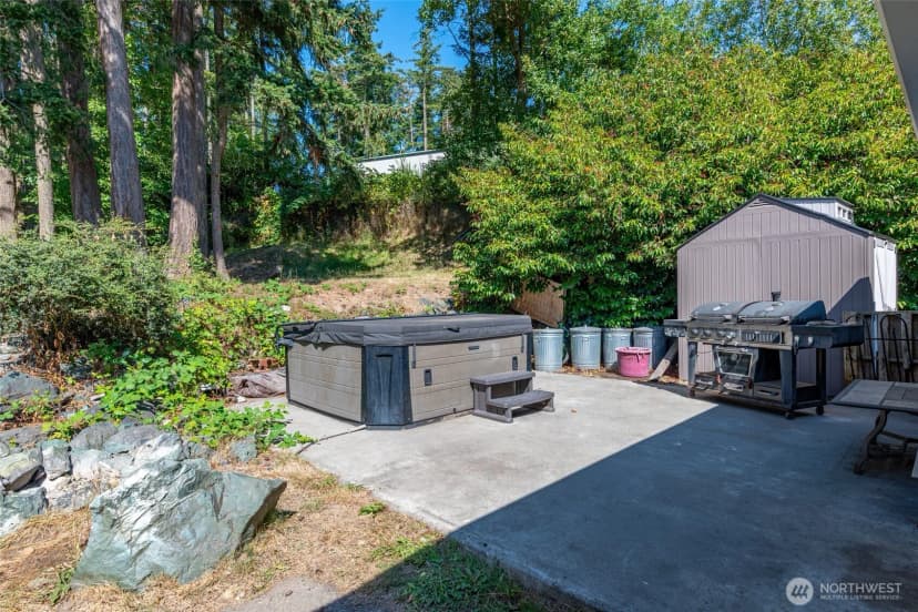 Property photo for 2439 Loerland Lane, Oak Harbor photo 30