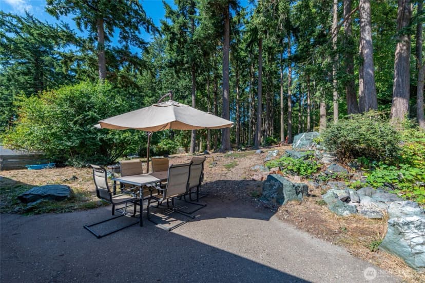 Property photo for 2439 Loerland Lane, Oak Harbor photo 31