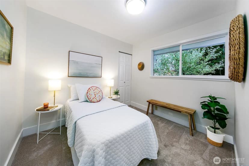 Property photo for 1520 Ne 147th Street, Shoreline photo 13