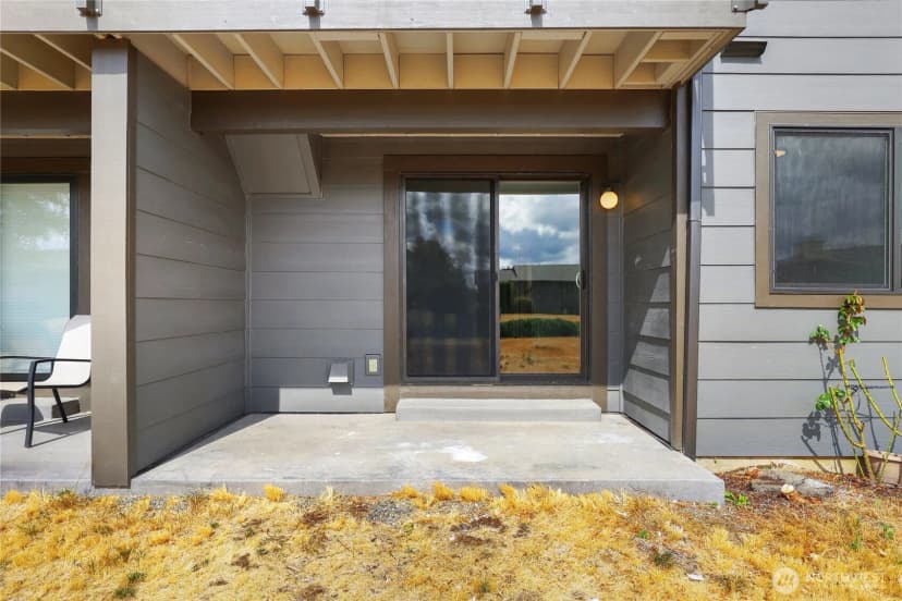 Property photo for 3590 Narrows View Lane Ne #102, Bremerton photo 16