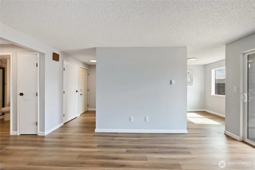 Property photo for 3590 Narrows View Lane Ne #102, Bremerton photo 5