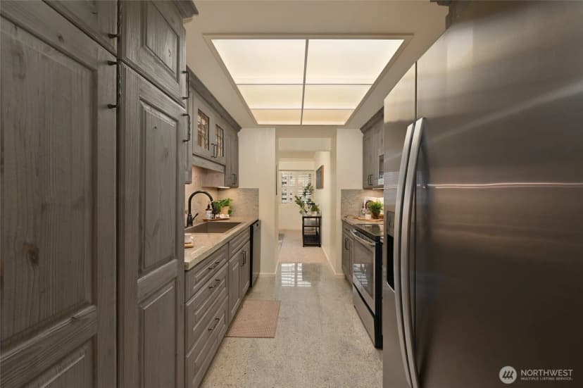 Property photo for 1301 Spring Street #6d, Seattle photo 10