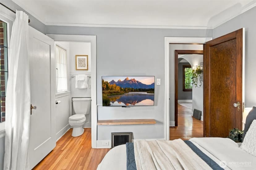 Property photo for 6545 Fauntleroy Way Sw, Seattle photo 22