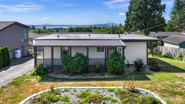 Property photo for 5515 Hillvue Road, Blaine