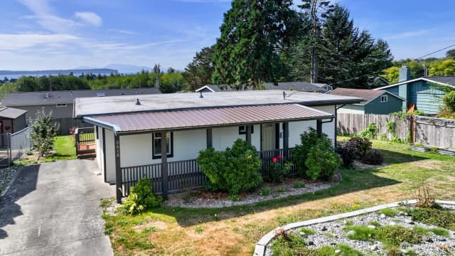 Property photo for 5515 Hillvue Road, Blaine photo 3