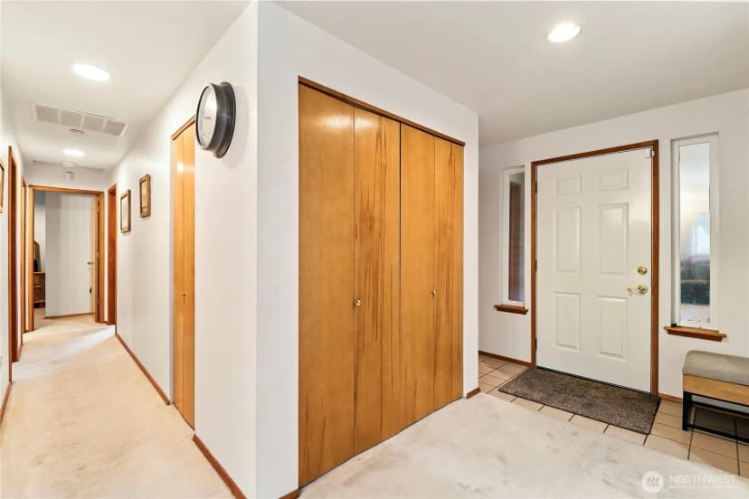 Property photo for 4320 Wellington Loop Se, Lacey photo 3