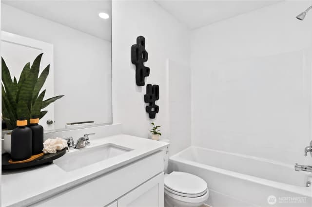 Property photo for 9530 Shale Avenue Nw, Silverdale photo 4