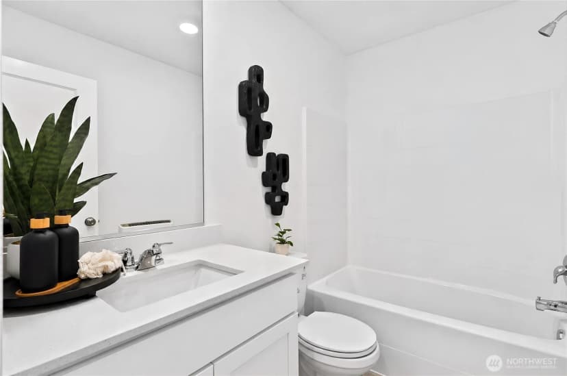 Property photo for 9530 Shale Avenue Nw, Silverdale photo 4
